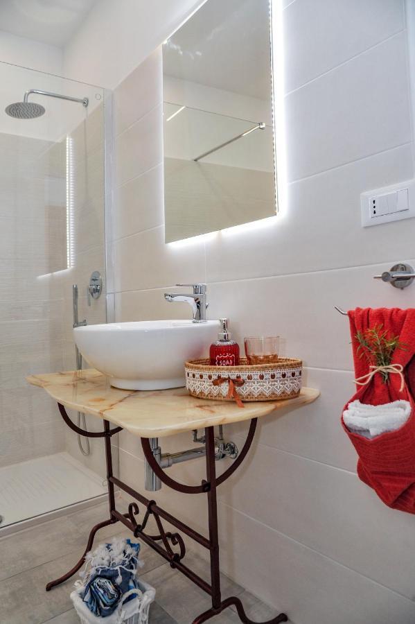 Bed and Breakfast Casa Lele Noto Esterno foto