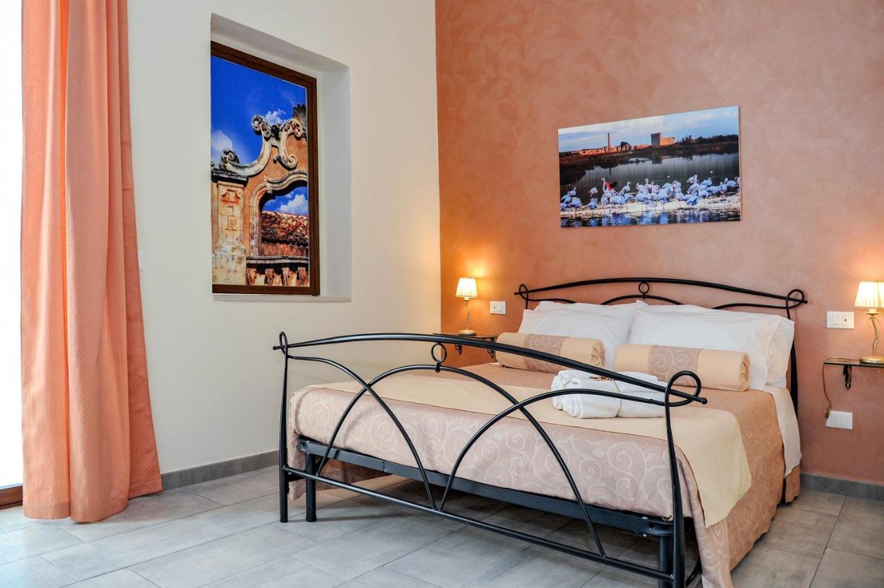 Bed and Breakfast Casa Lele Noto Esterno foto