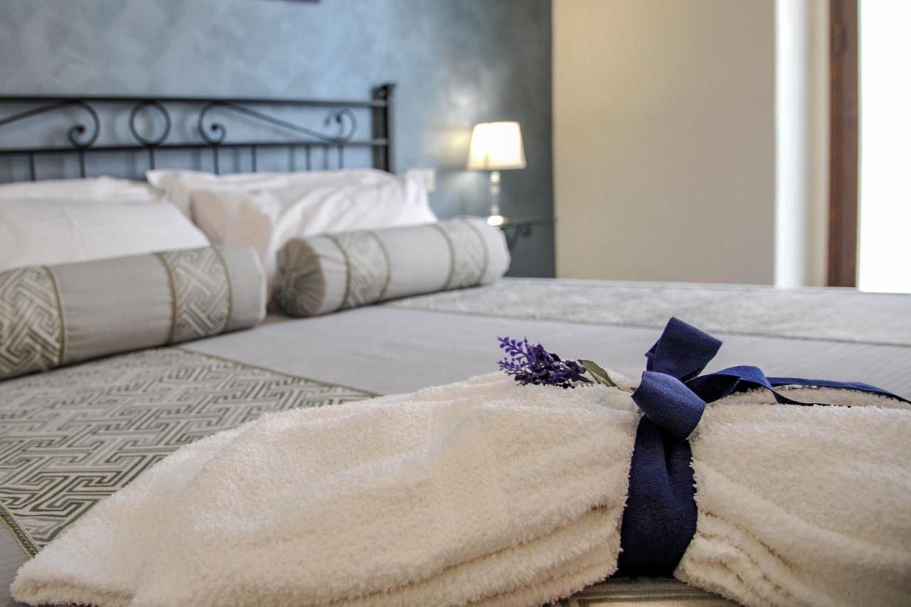 Bed and Breakfast Casa Lele Noto Esterno foto